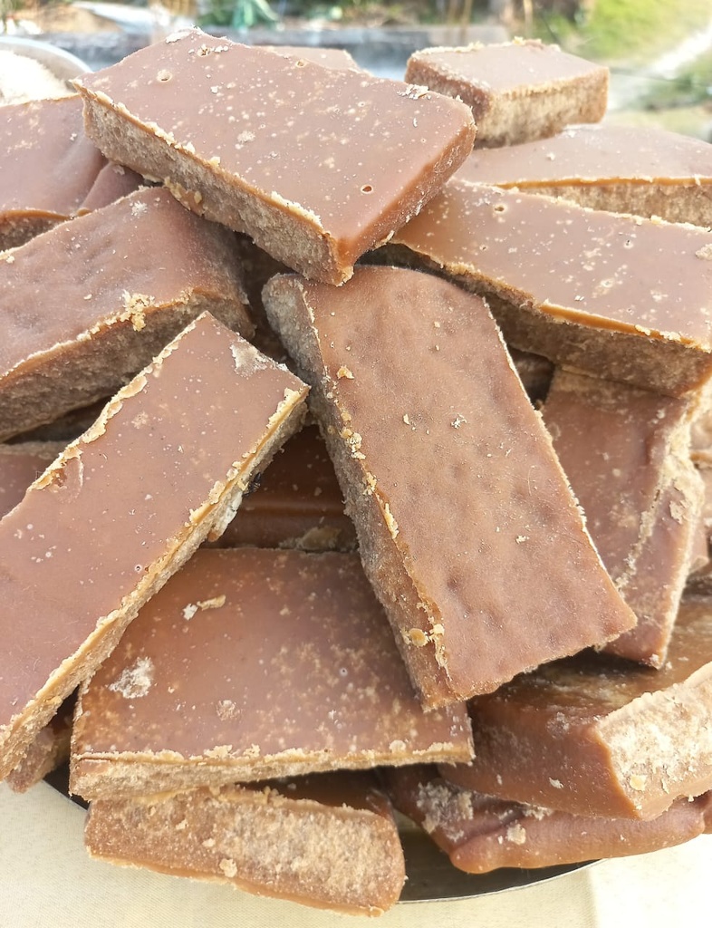 Palmyra (Taad/Tal) Jaggery Cake/Taal Gur Patali- 1 Kg. (100% Chemical Free, No Preservative) Shelf life Approx one month after affected fungus