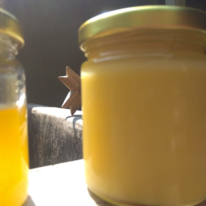 Pure Desi Cow Ghee, Bilona Process (A2 Ghee, Premium Quality)